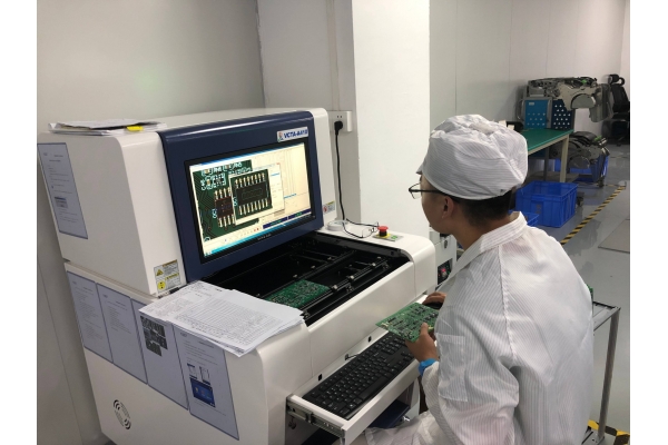 SMT貼片加工中如何確定焊點(diǎn)的質(zhì)量